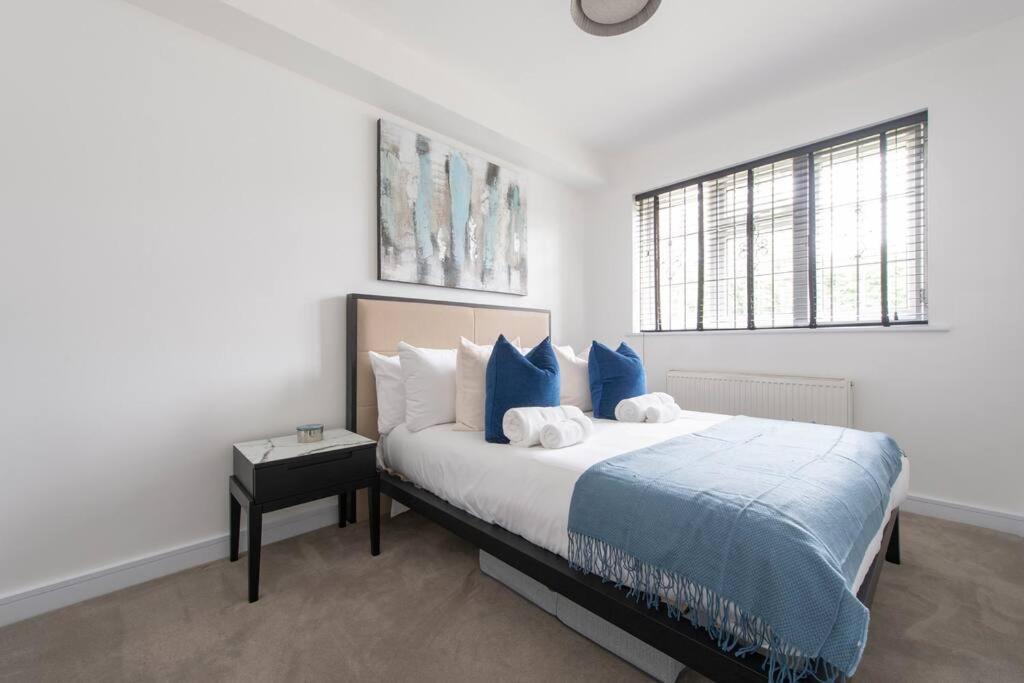 2 Bedroom Modern Urban Sanctuary 1Cc - Cherrydeal Londýn Exteriér fotografie
