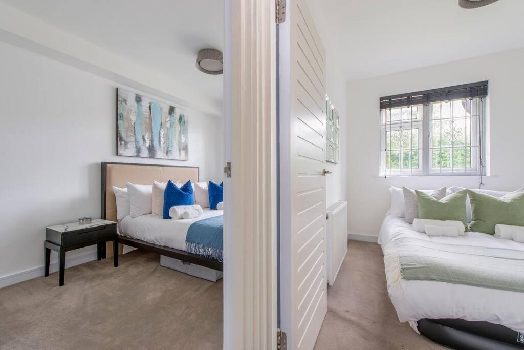 2 Bedroom Modern Urban Sanctuary 1Cc - Cherrydeal Londýn Exteriér fotografie